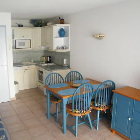 Holiday home Coquet Pavillon Classe Meuble De Tourisme Narbonne-Plage